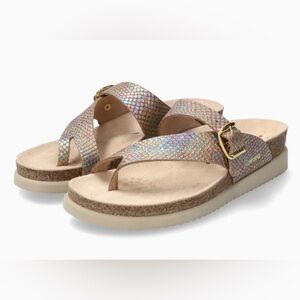 MEPHISTO Helen thong sandals size 9
